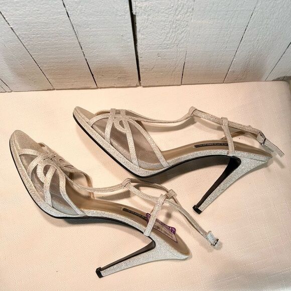 Caparros Laura Silver Glitter and Mesh Strappy Sandal 8.5B - Picture 6 of 7